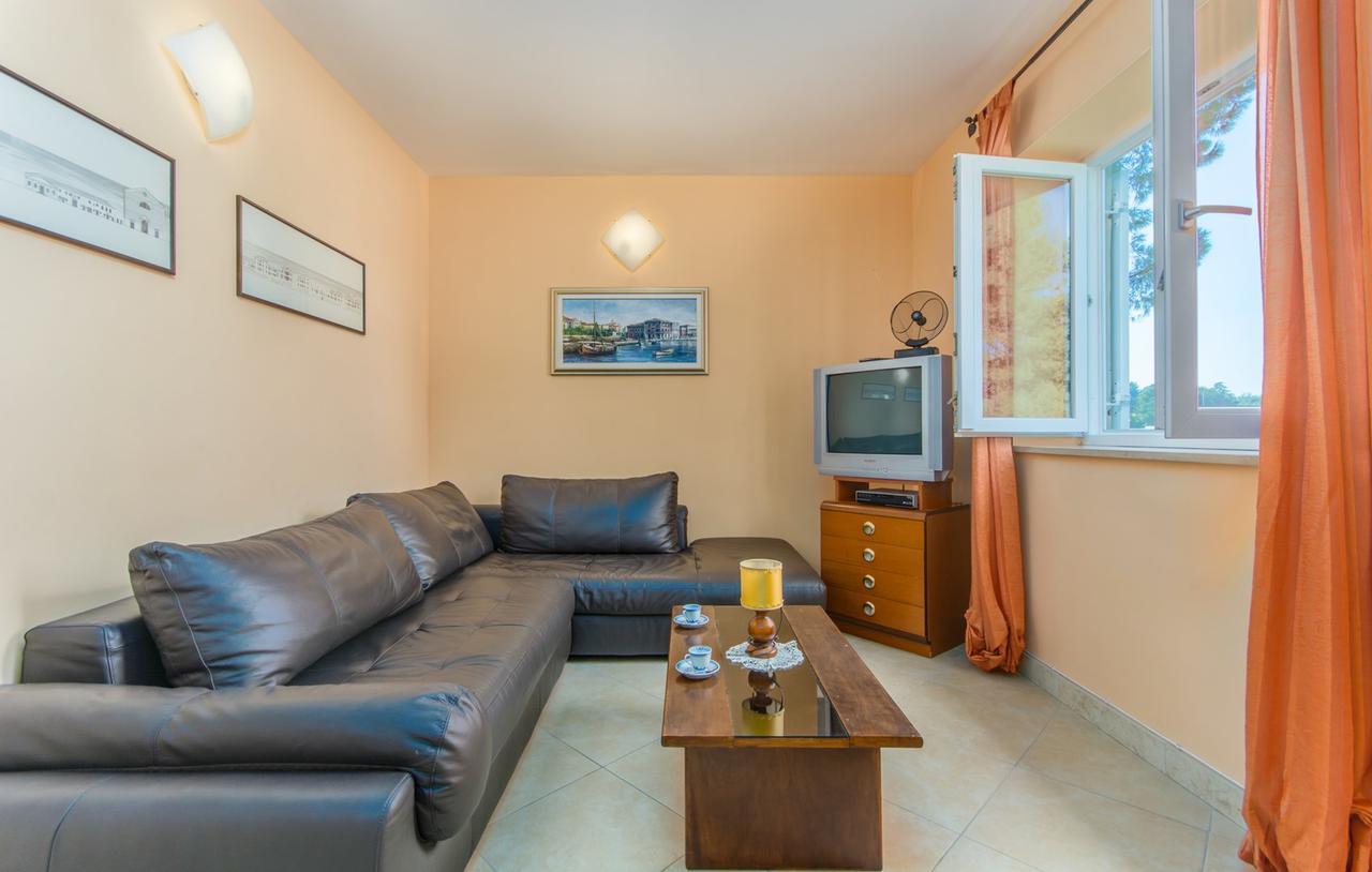 Apartment Riva 波雷奇 外观 照片